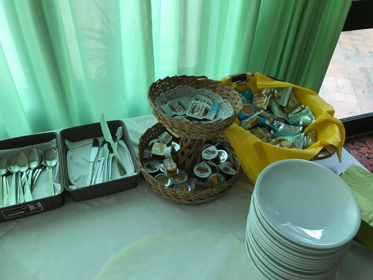 Hotel Amico Fritz Livorno Ngoại thất bức ảnh